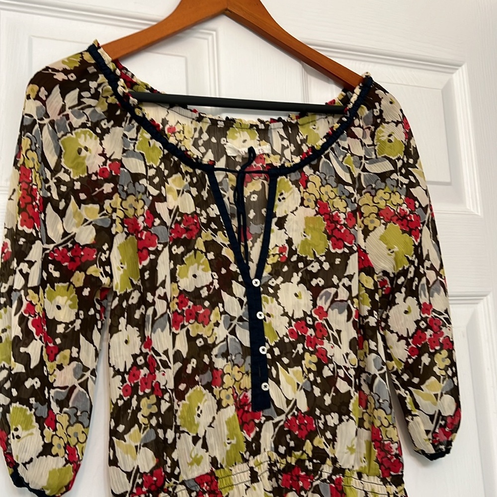 Hollister top - Picture 2 of 6